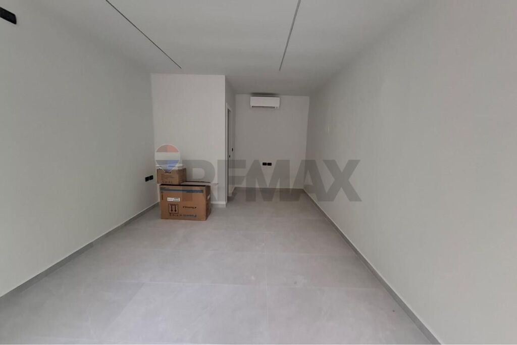 🏢 BUSINESS PREMISES FOR RENT – ISMAIL QEMALI BOULEVARD, VLORA