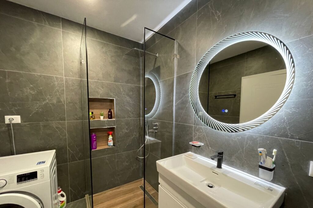 Affitto | Apartament 2 + 1 | Zogu i Zi | 970 €/mese