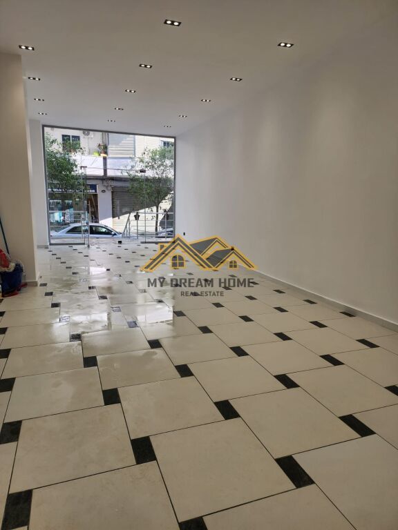 UNITÀ COMMERCIALE IN VENDITA A SPIAGGIA ILIRIA DURRES!