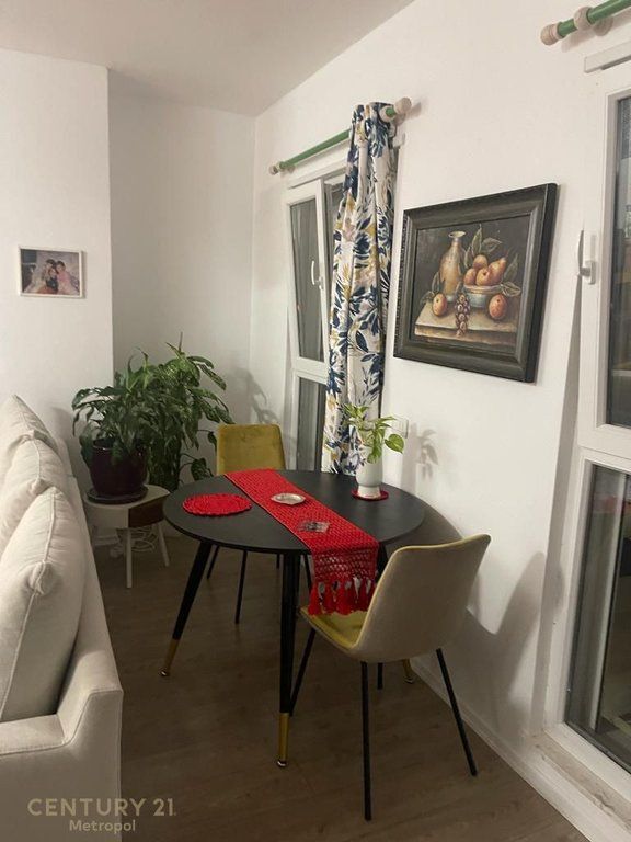Apartament 2+1 me Qira pranë QTU, Tiranë – 530€ | 74 m²