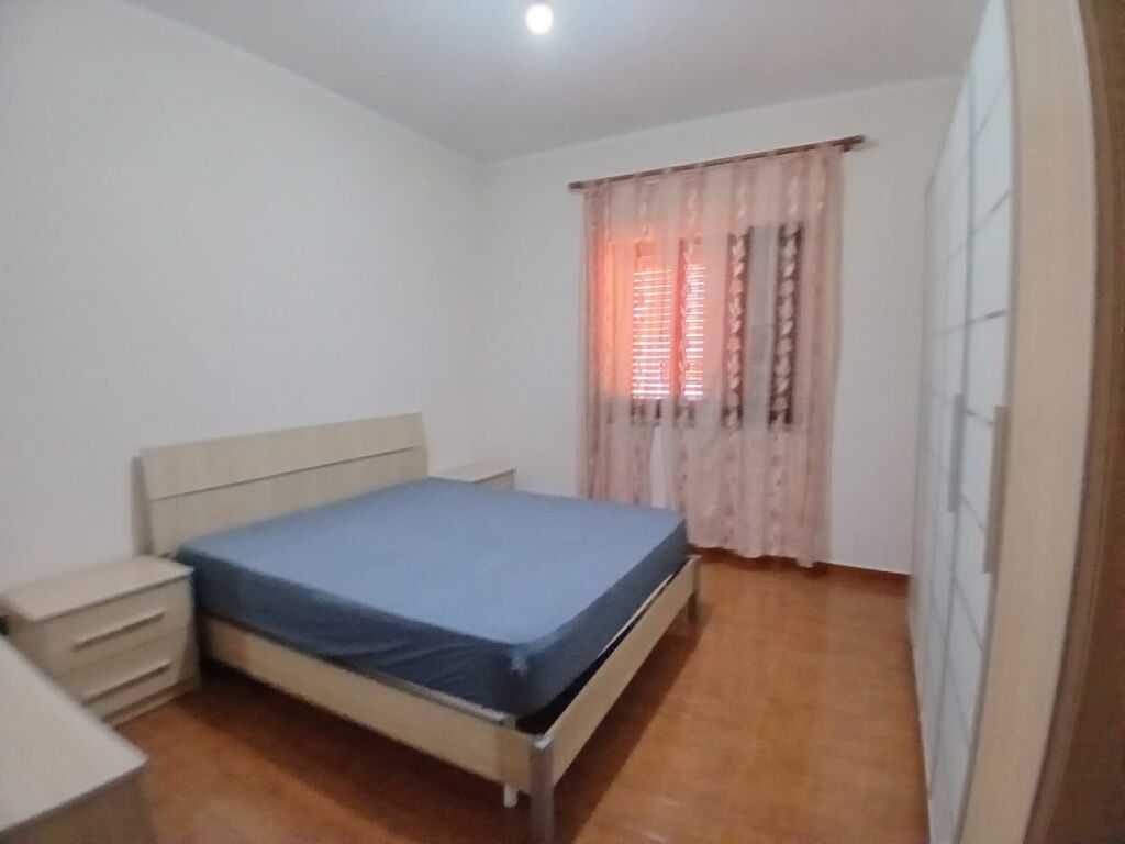 Jepet Me Qera Apartament 2+1+1 Post Parkimi + 1 Ballkon