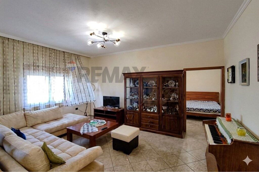 Apartment - For Rent - Center, Tirana