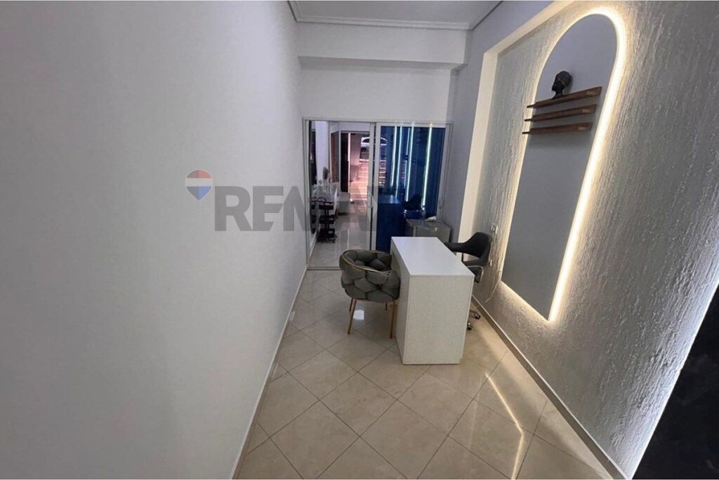 🏢 COMMERCIAL SPACE FOR RENT – ISMAIL QEMALI BOULEVARD, VLORË