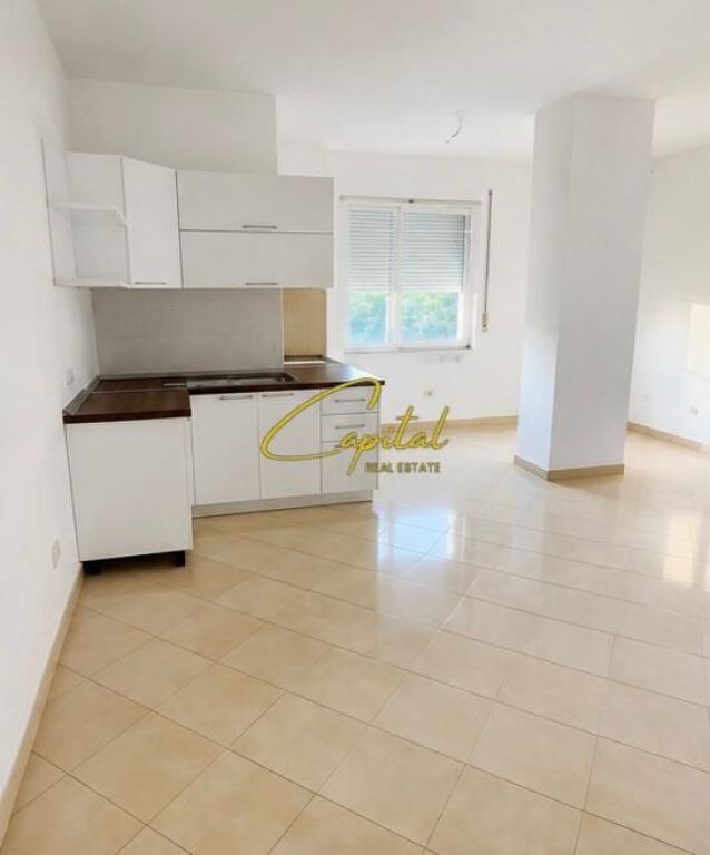 APARTAMENT ME QIRA 2+1 FRESKU 40.000 LEKE
