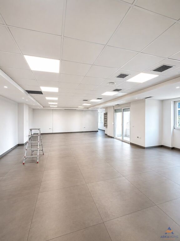 OFFICE FOR RENT 450M2 "NEAR THE INDIAN EYE CLINIC, PARIS MUNICIPALITY" 6000 EURO.