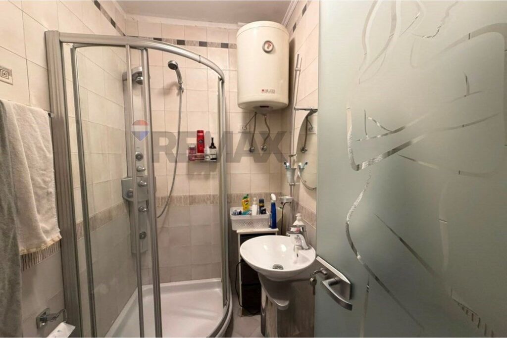 Apartament 2+1+ depo per shitje tek Kika 1!