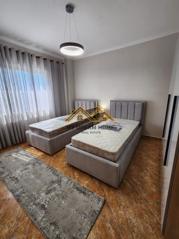SHITET APARTAMENT TEK KOMPLEKSI EKA PLAZH DURRES
