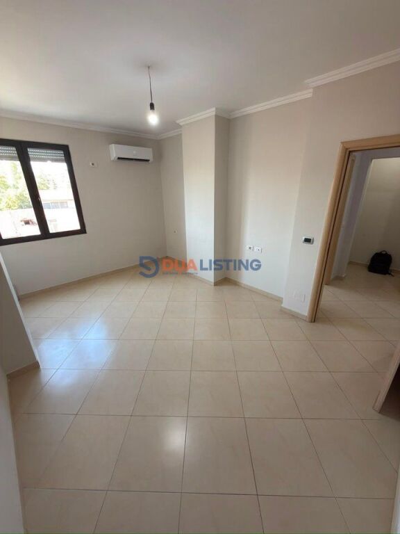 Jepet me Qira Ambient 3+1+2 për Zyra – Stadiumi Dinamo | 122.8 m² | Me Post Parkimi