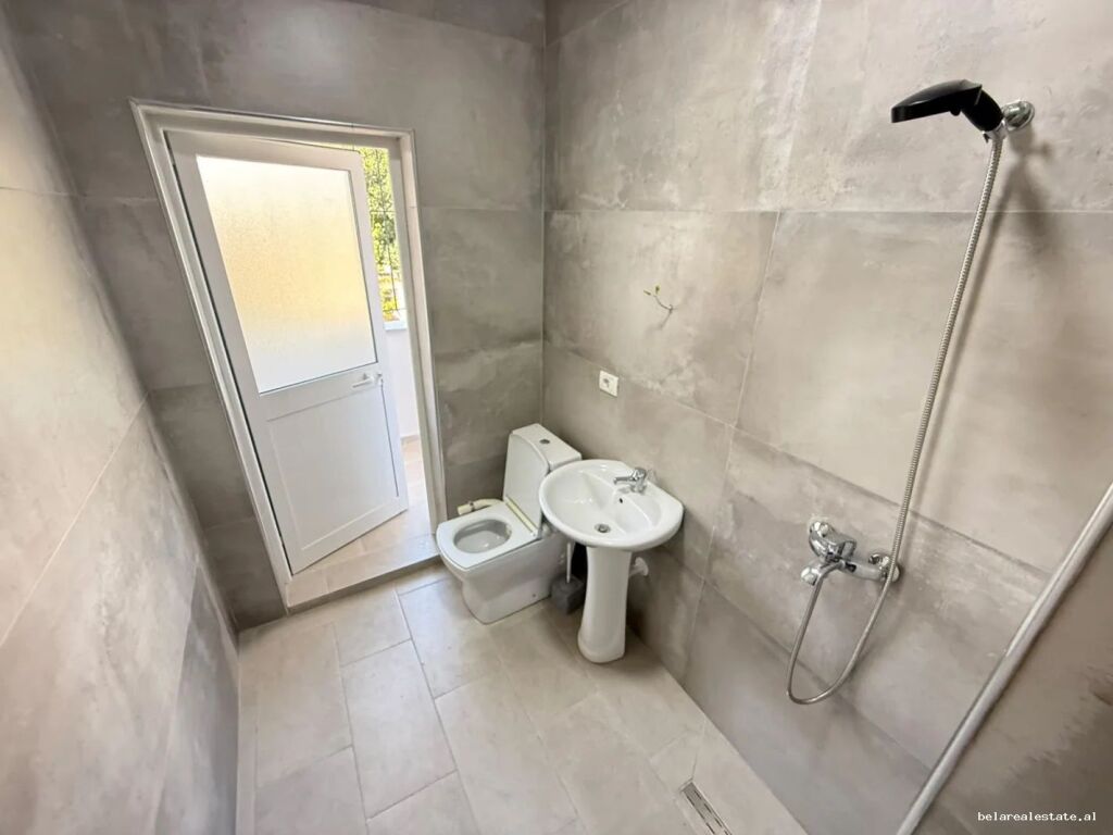 Apartament Me Qera 1+1 ne Qender (ID B211482) Tirane