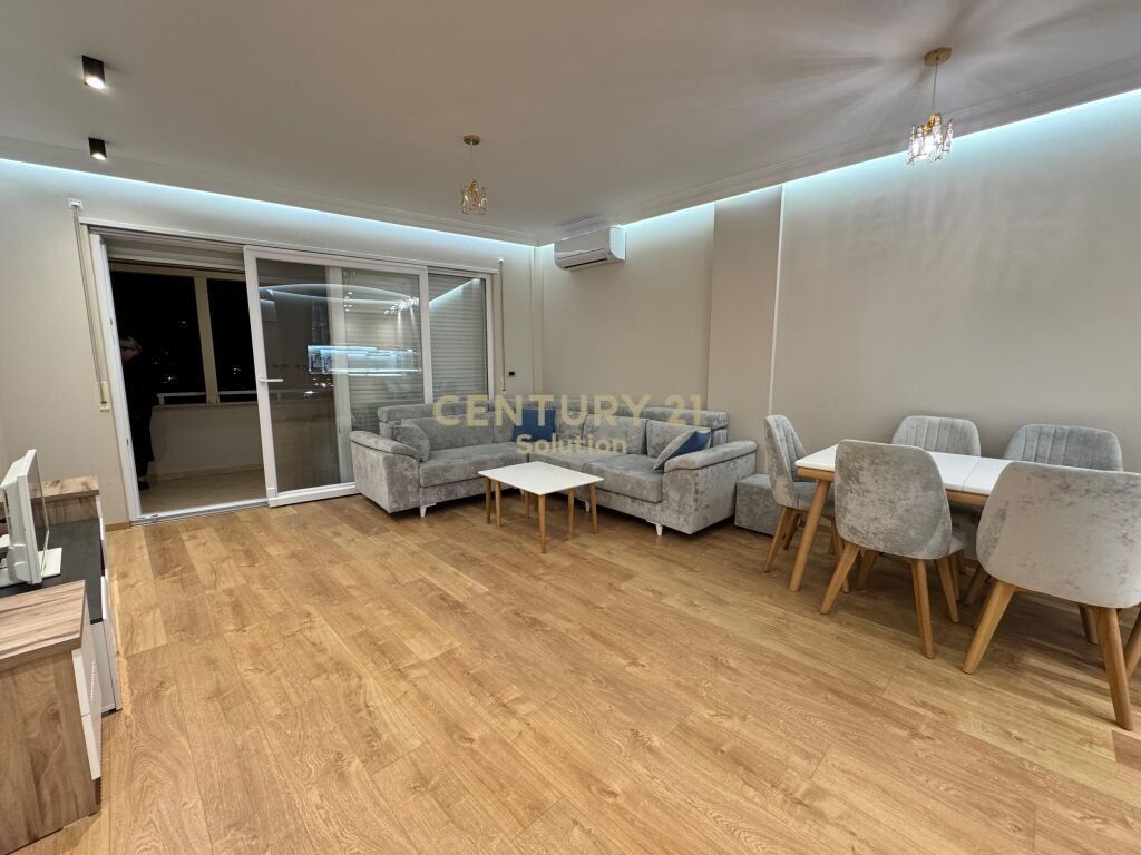 AFFITTIAMO APPARTAMENTO 2+1+2 NELLA ZONA DI ASTIRI! 700 € /Mese