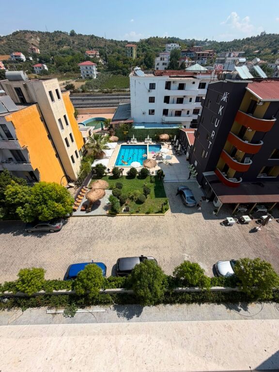 Shitet Apartament 1+1 ne Golem !! 200 m nga deti