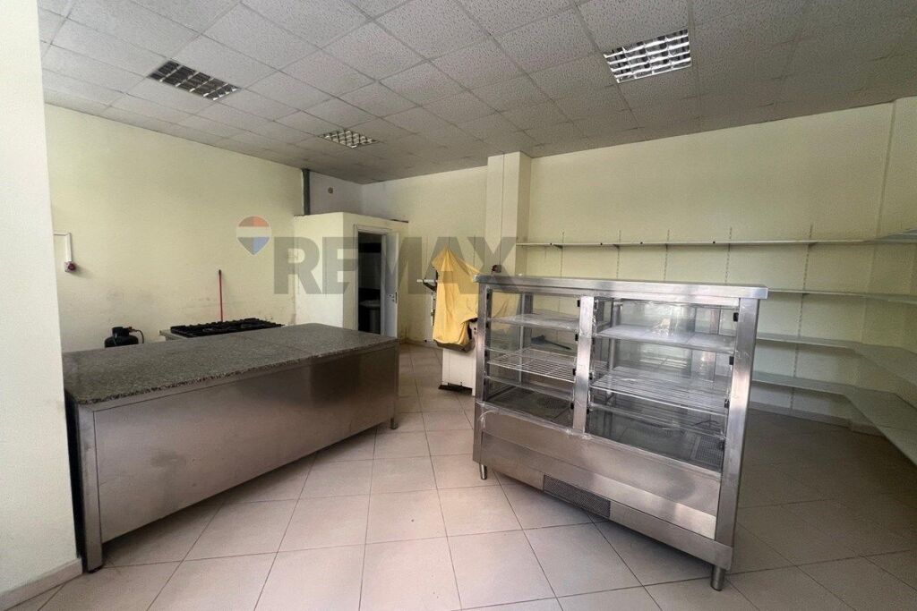 DYQAN PËR QIRA – RRUGA E ÇIPAJVE, VLORË