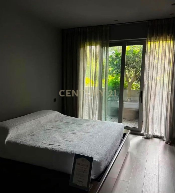 APARTAMENT 2+1+2 ME QIRA | LION PARK 2,500 € /Muaj