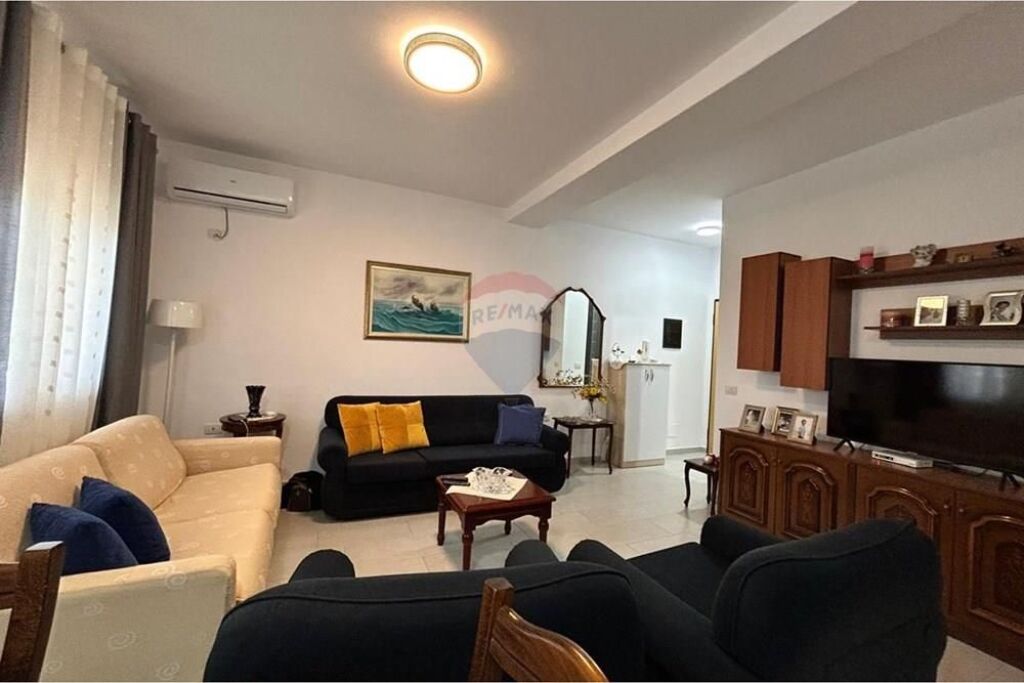 🏡 APARTMENT 2+1+2 FOR RENT – SKELË, VLORË