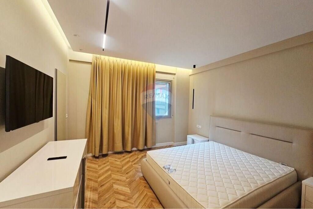 Apartament me qira 3+1+2 ne Kompleksin Nobis!