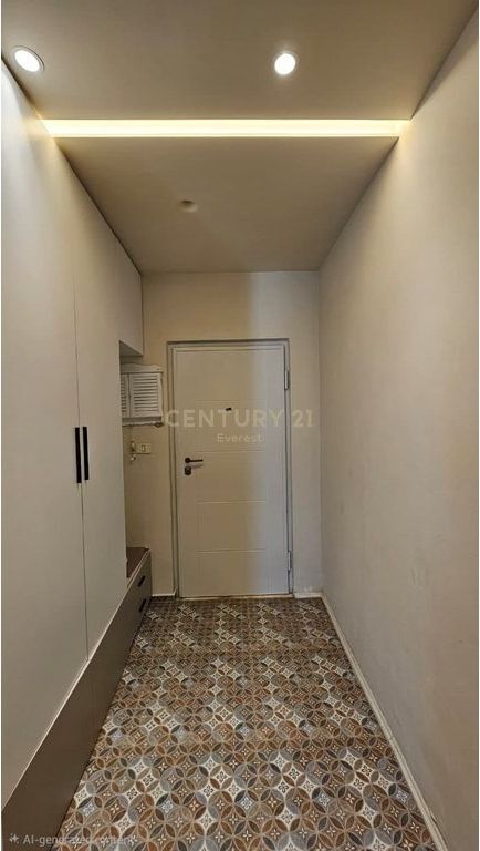 RRUGA FORTUZI, APARTAMENT 2+1 PER QIRA
