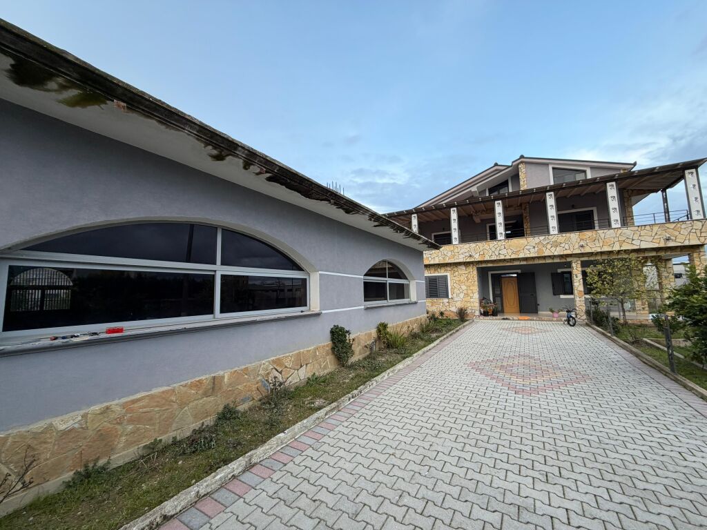 3-Storey Villa for Sale in Sukth