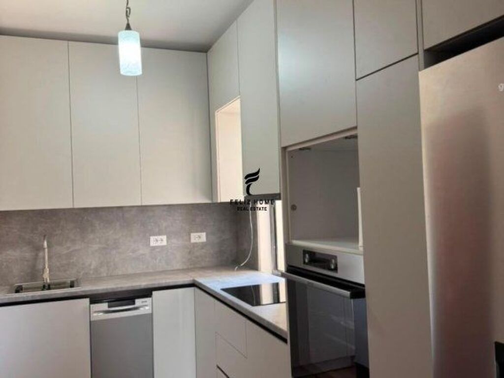 APARTAMENT ME QERA 1+1 SELITE 55.000 LEKE FH-87802