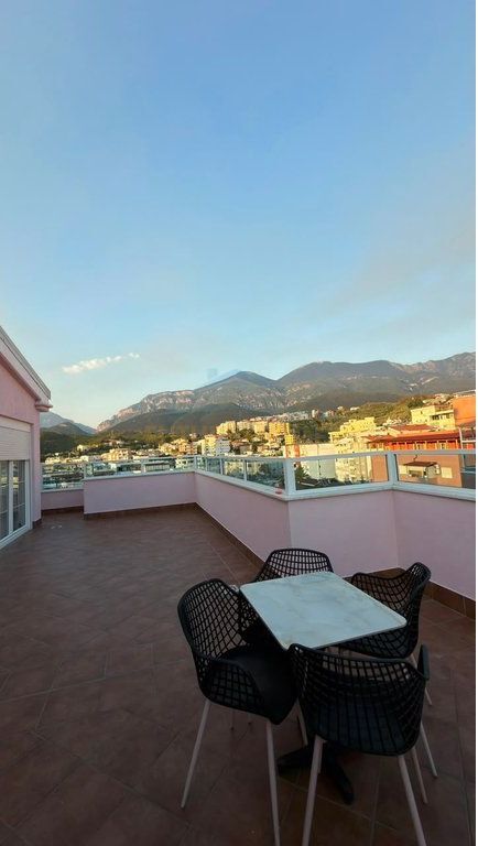 Affitto, Appartamento 2+1+2 + Posto Auto, Fresk, Tirana