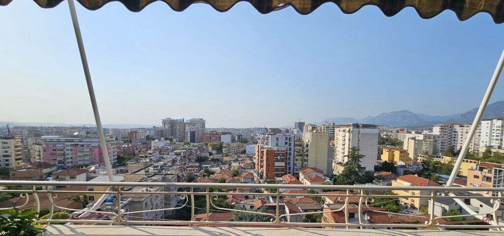 Rent | Apartament 2 + 1 | Skanderbeg Square | 950 €/month