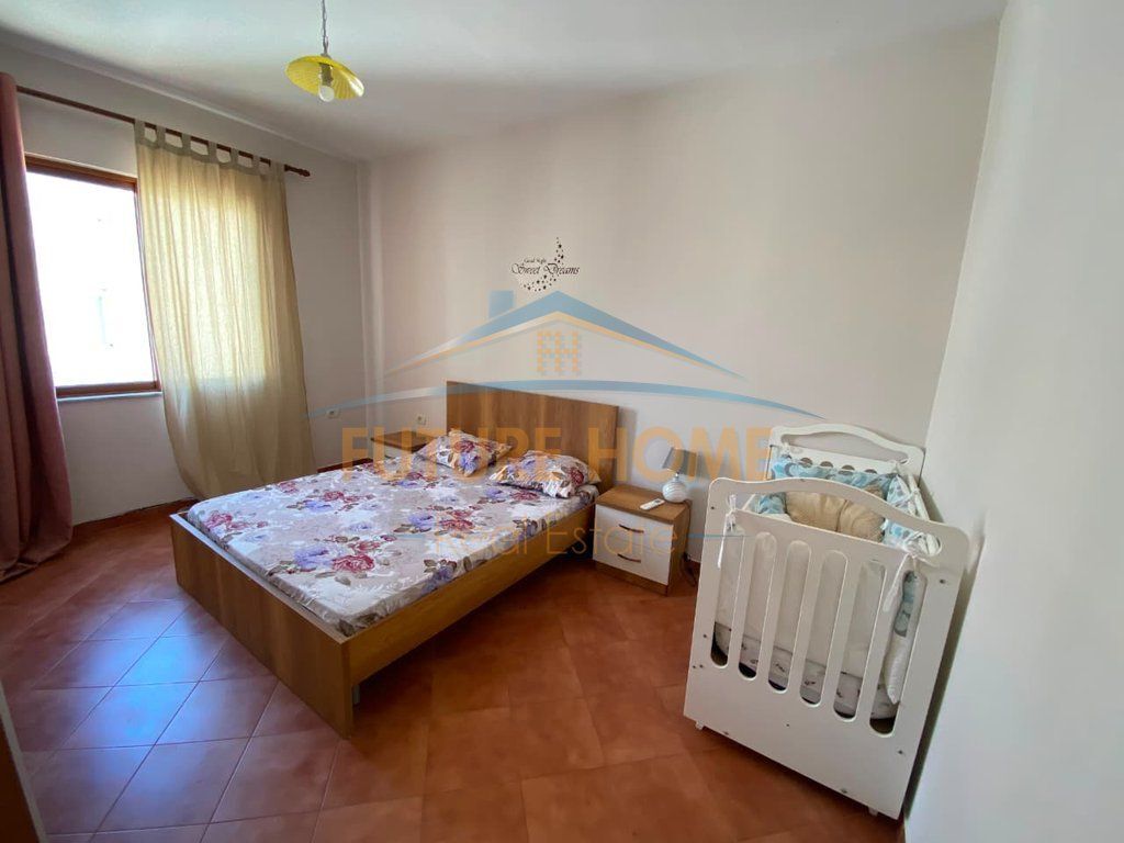 Affitto, Appartamento 2+1, Comune di Parigi, Tirana.