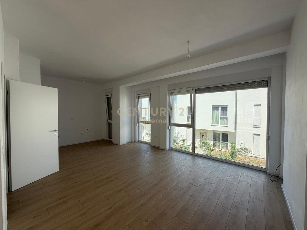 VILLA FOR SALE – ABA RESIDENCE, FARKË