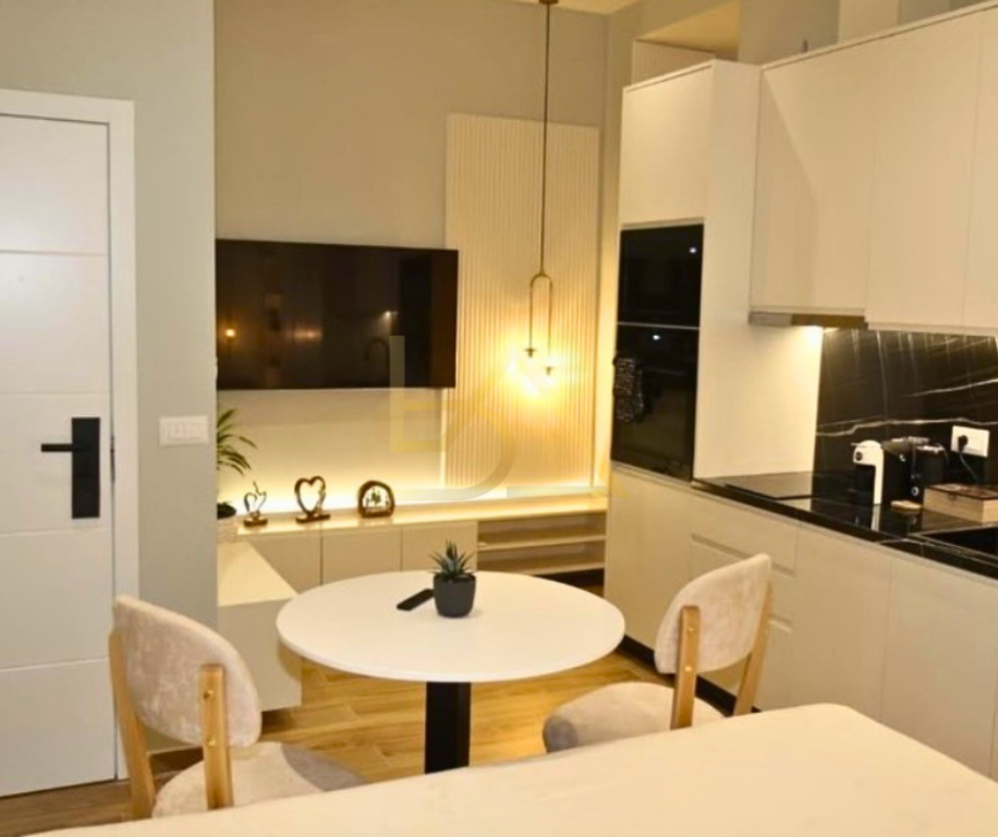 2 Studios for Sale – 21 Dhjetori, Tirana