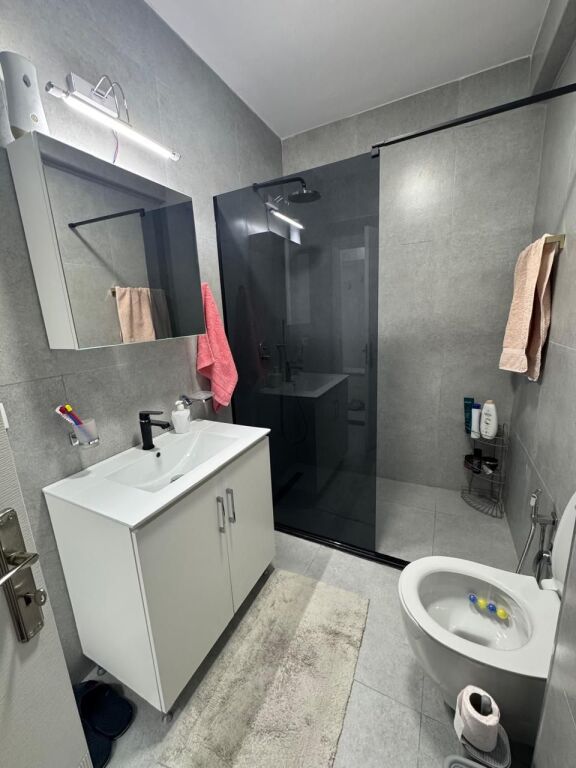 🏡 Apartment 2+1 for Rent – 📍 Tom Doshi Complex, Shkozë