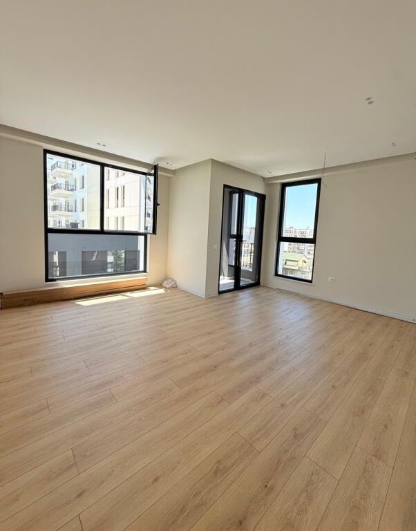 🏡 ULËT ÇMIMI ‼️‼️ ✨ Shitet Apartament 2+1 + Post Parkimi 📍 Rruga Jordan Misja, pranë SPAK