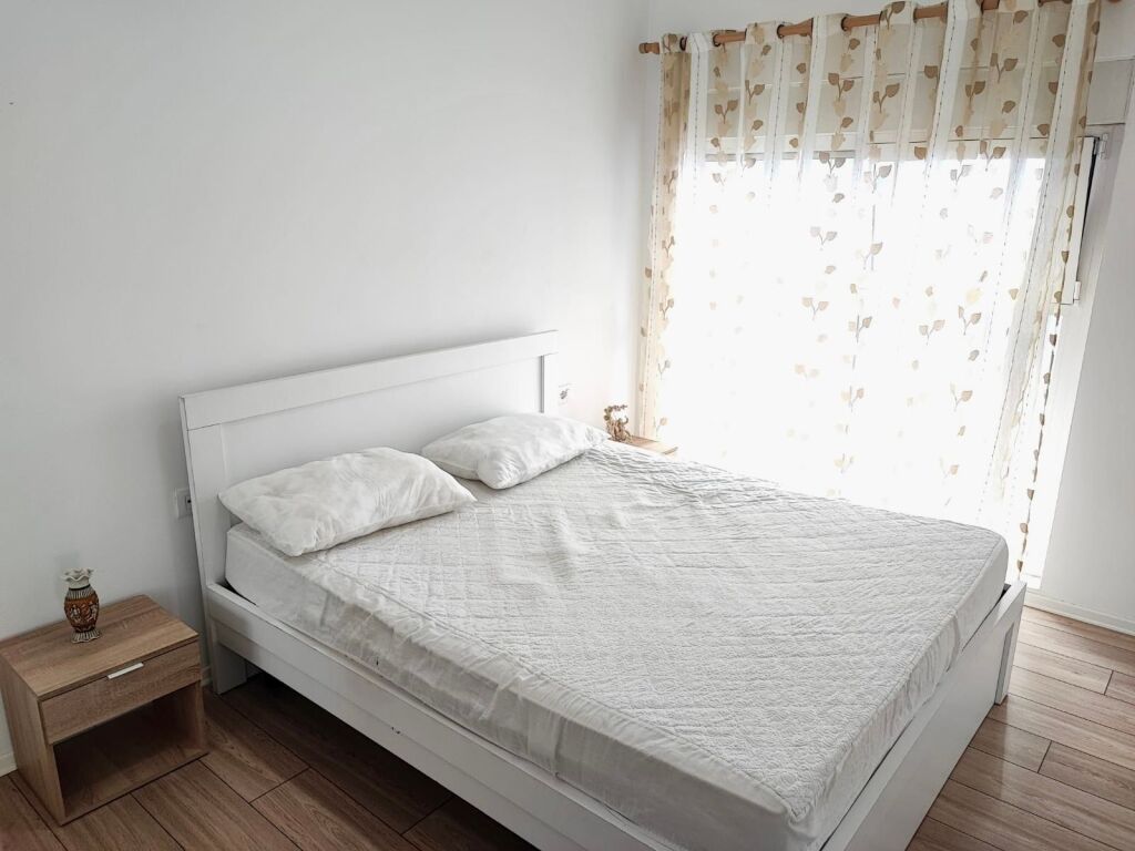 Jepet me qira 2+1 ne Komp Mangalem /Ali Dem