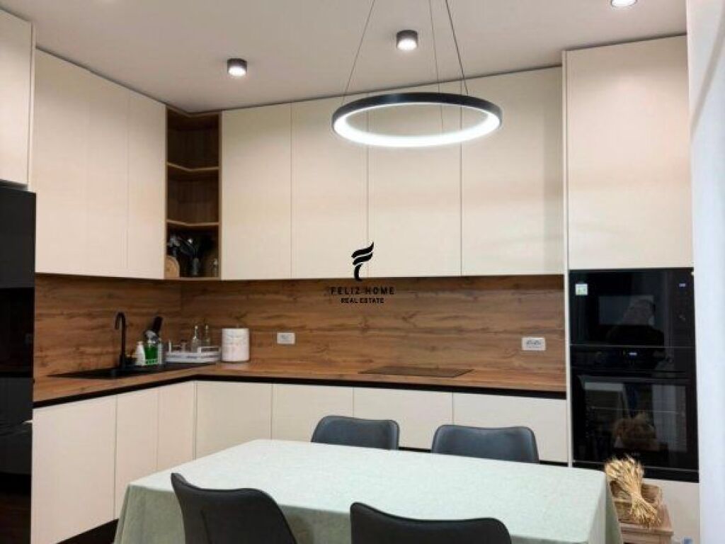 APPARTAMENTO IN AFFITTO 1+1 PAZARI RI 78.000 LEKE FH-87828