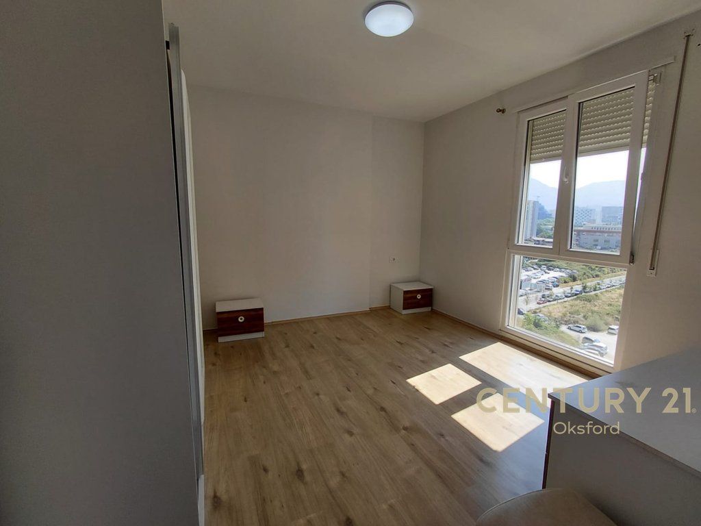 Apartament 2+1 me Qira – Fusha e Aviacionit