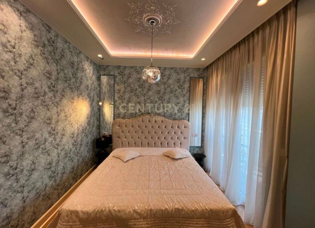 Japim me qira apartament 2+1+2 + post parkimi ne Teg