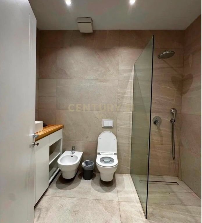 APARTAMENT 2+1+2 ME QIRA | LION PARK 2,500 € /Muaj