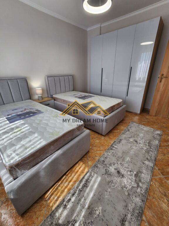 SHITET APARTAMENT TEK KOMPLEKSI EKA PLAZH DURRES