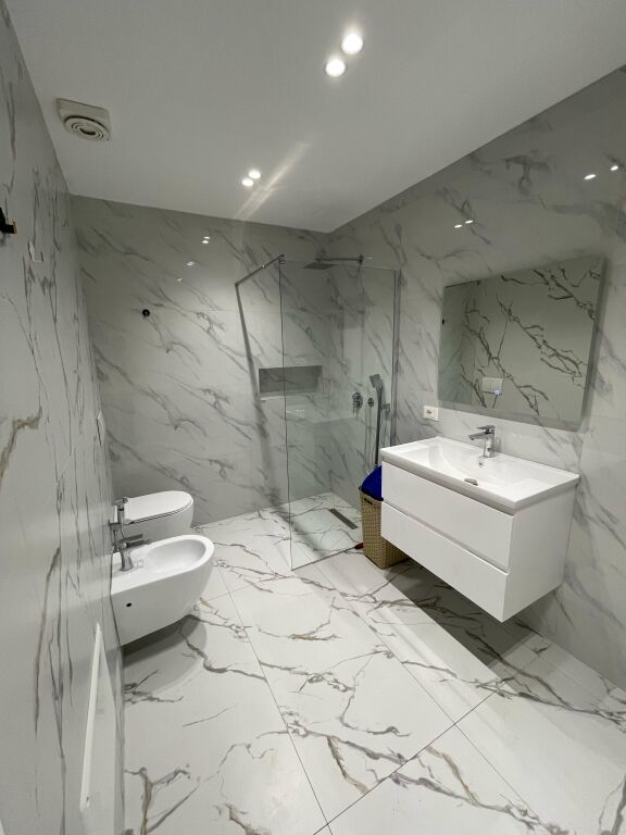 🏡 APPARTAMENTO 2+1 IN AFFITTO – VIA KAVAJËS