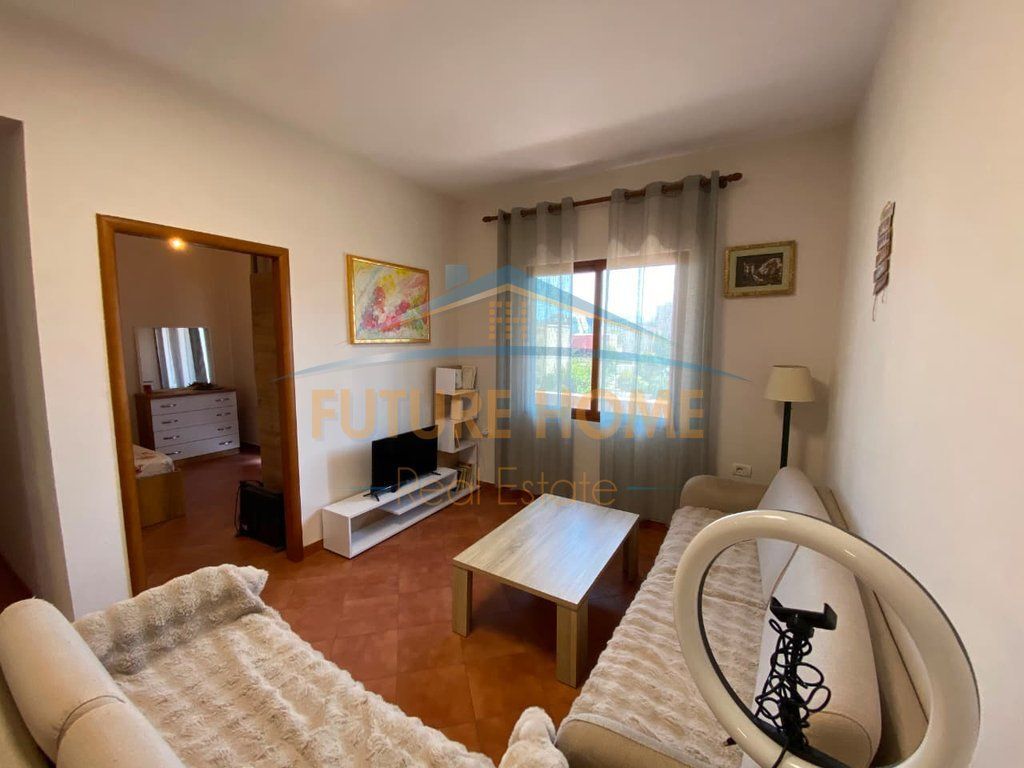 Rent, Apartment 2+1, Paris Commune, Tirana.