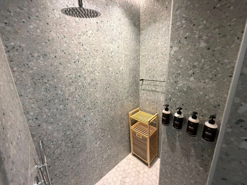 🏡 SHITET APARTAMENT PREMIUM 2+1 | TIRANA GARDEN BUILDING💰 Çmimi: 520 milionë lekë