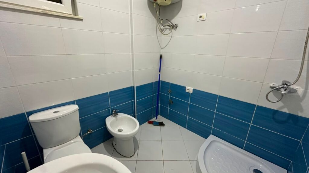 Appartamento 1+1 in affitto – Lago Secco, Tirana