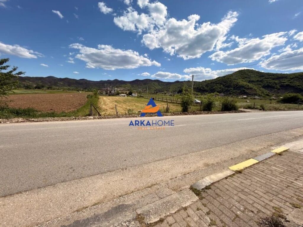 LAND FOR SALE 1558 M2 "FORTUZAJ,TIRANE " 14,000,000 LEKE