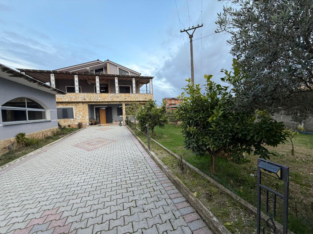 3-Storey Villa for Sale in Sukth