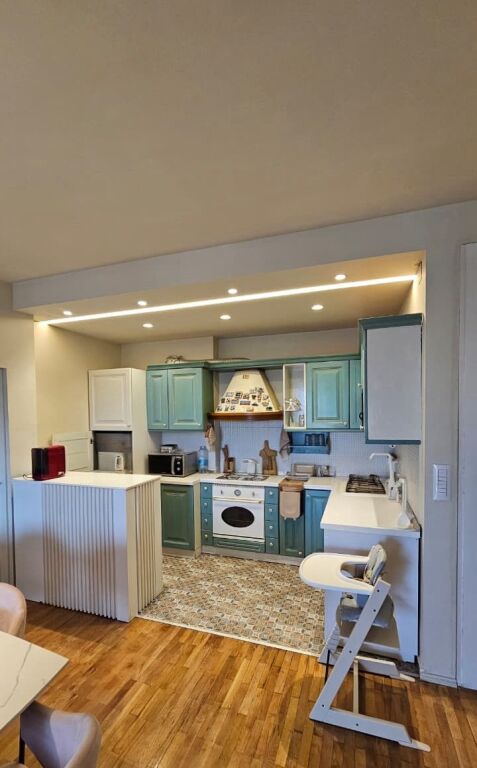 Rent | Apartament 2 + 1 | Skanderbeg Square | 950 €/month
