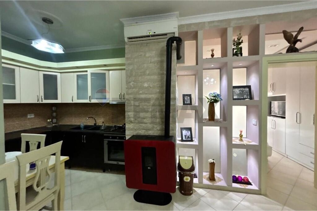 🏡 APPARTAMENTO 1+1 IN AFFITTO – TRANSBALKANICO, VICINO AL PORTO, VLORA