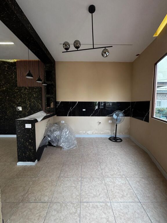 Shitet apartament 3+1  ne Plazh,Durres!