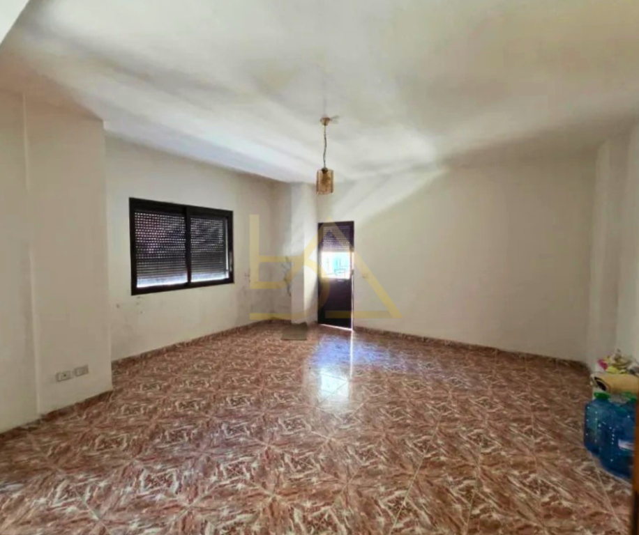 Appartamento 2+1+2 in Vendita – Spiaggia, Durrës | 10 Metri dal Mare