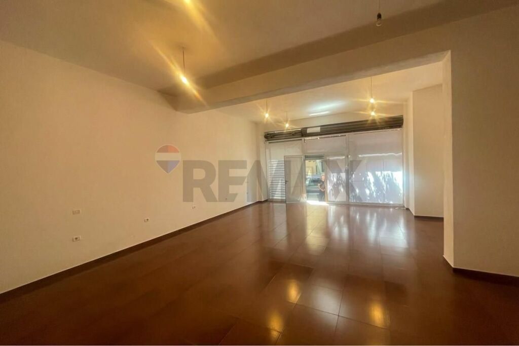 🏢 DYQAN 90 m² ME QIRA PRANË JUMBO – VLORË