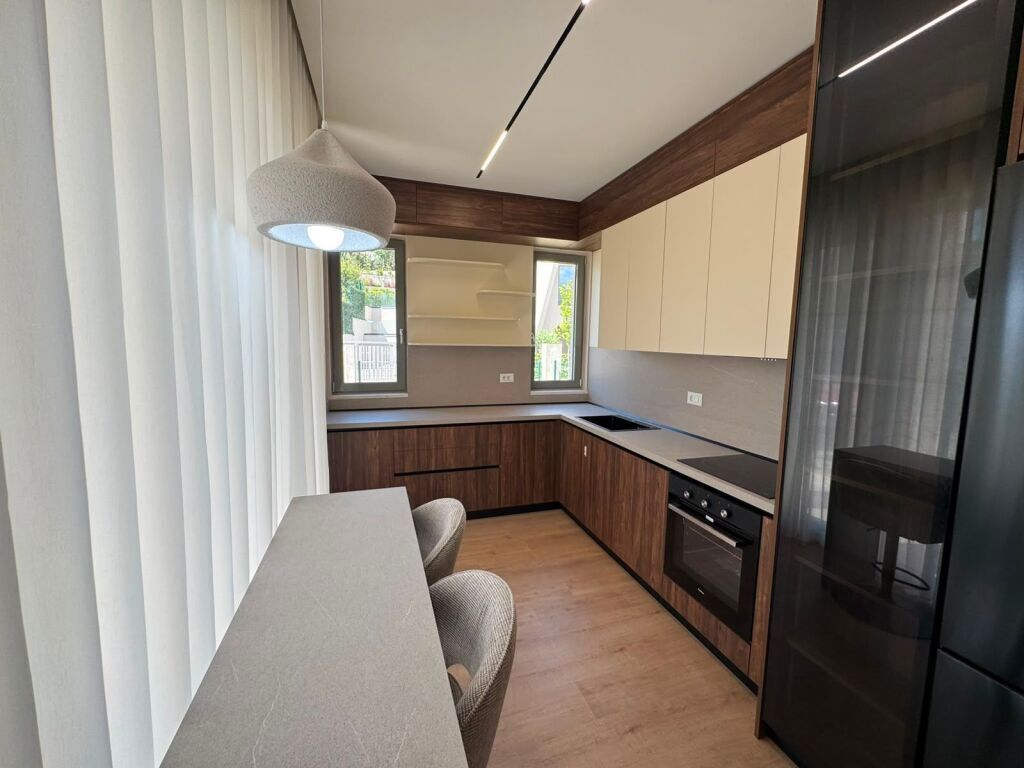 Three-storey villa for rent at Green Valley Complex