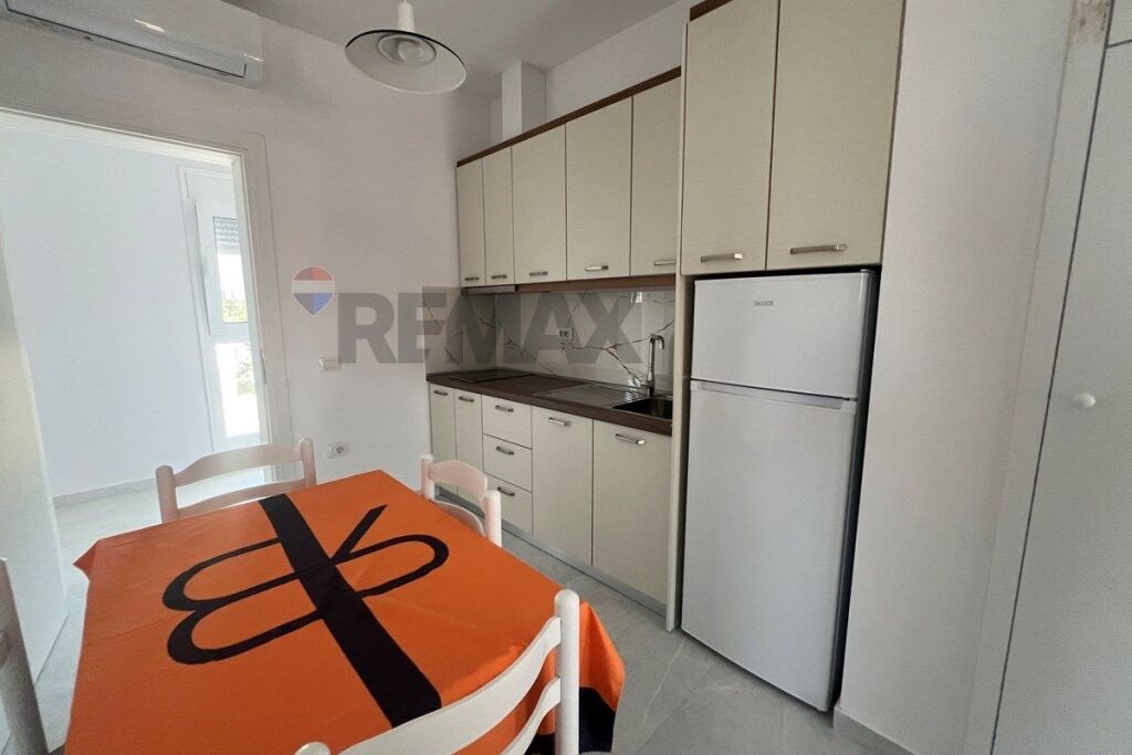 🏡 APARTAMENT 1+1 ME QIRA – RRUGA AVDYL FRASHËRI, VLORË
