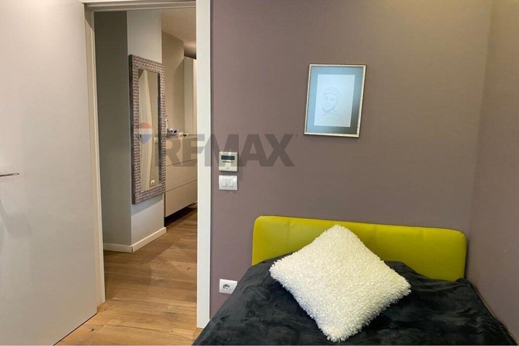 Affittasi appartamento 2+1 con posto auto Zona del Blloku