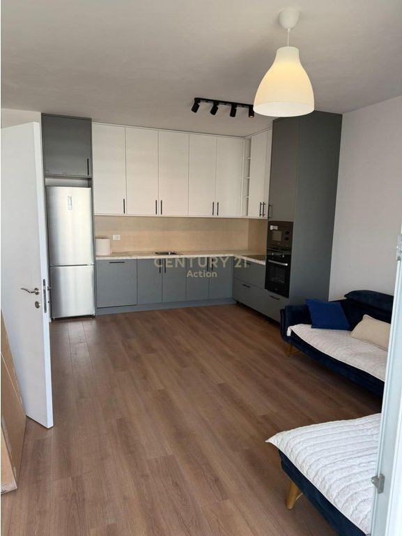 🏢 Univers City Apartament 3+1+2 me Qira!